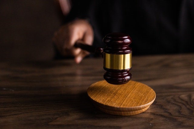 Do I need to pay my employee whilst they do jury service?